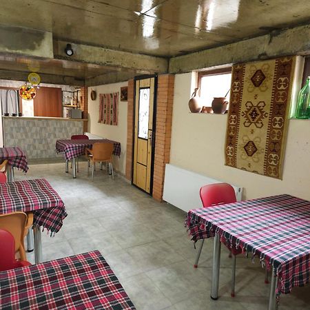 Hotel Tradicia Tbilisi ภายนอก รูปภาพ