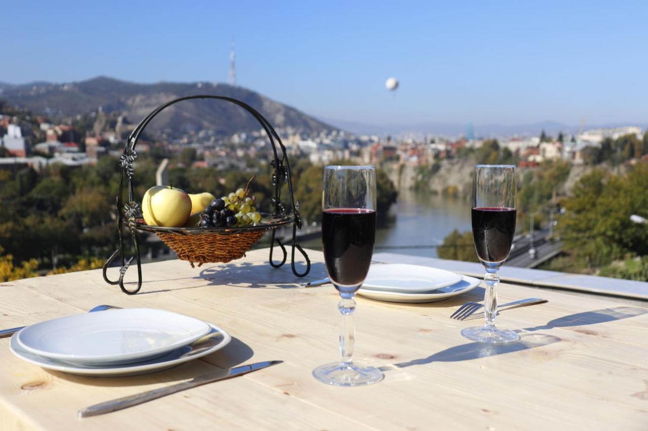 Hotel Tradicia Tbilisi ภายนอก รูปภาพ