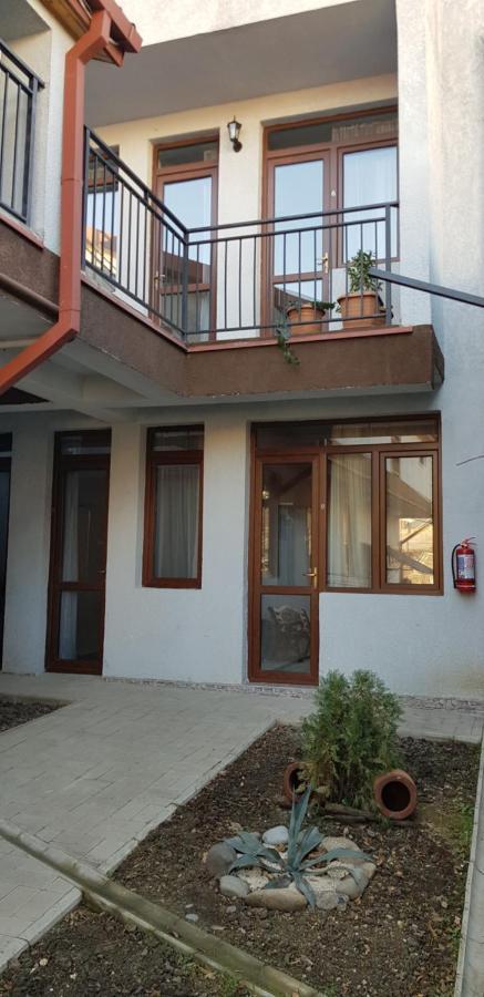 Hotel Tradicia Tbilisi ภายนอก รูปภาพ