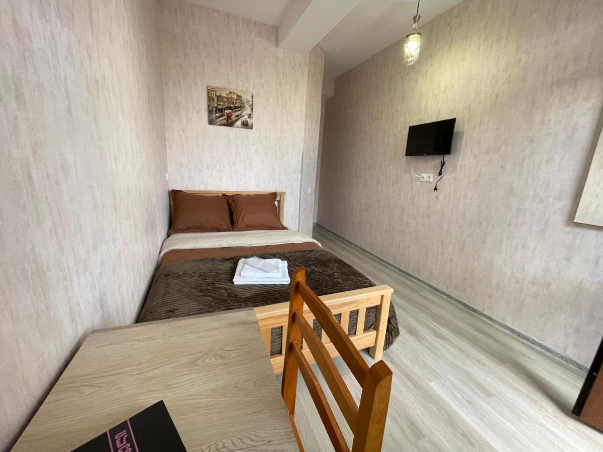 Hotel Tradicia Tbilisi ภายนอก รูปภาพ