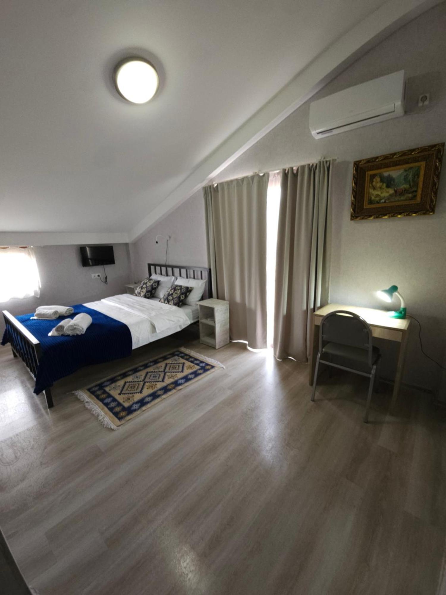 Hotel Tradicia Tbilisi ภายนอก รูปภาพ